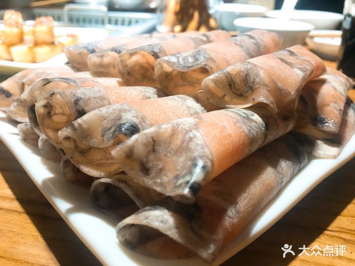 老渝头毛肚火锅(明阳路店)-乌鸡卷图片-青岛美食-大众点评网