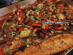-鸣记脆皮烤鱼·海鲜烤鱼(亿合城店)