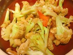 爆香啫啫花菜-汤城小厨•粤菜•靓汤(苏州街店)