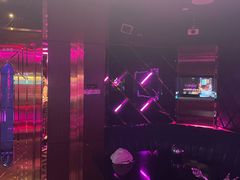 -温莎KTV(珠江路店)