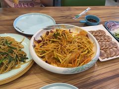 -合合春饼·酱骨·东北菜(潘家园店)