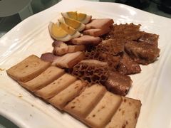 -八府香鸭·啫啫煲(华山路店)