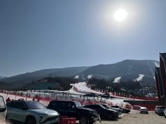 -鳌山滑雪度假区