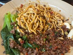 -方铲铲·成都板凳面(滨江银泰店)