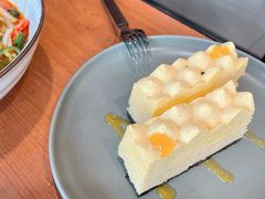 芒果芝士慕斯-魏斯理汉堡(西安沣东吾悦店)