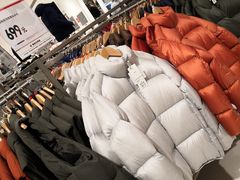 -优衣库(石家庄裕华万达广场店)