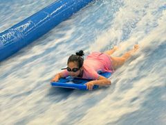 -X-SURFER极浪者室内冲浪俱乐部