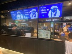 -瑞幸咖啡(凤凰海负一楼美食街店)