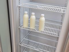 纯鲜牛奶-南山云雾山珍酸奶特产体验店