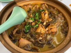 小鸡炖榛蘑-止观小馆·辽河口渔家菜(王府井店)
