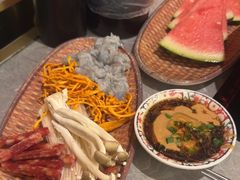 -一绪に寿喜烧(荟聚店)