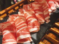 -老牌坊云南鱼豆花火锅(爱建店)