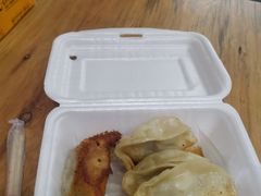 -黄阿姨锅贴大王(万航渡路店)