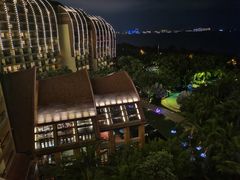 -三亚湾海居铂尔曼度假酒店