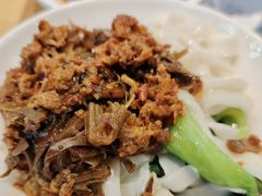 -呷佬·长沙手工米粉(金沙江路店)