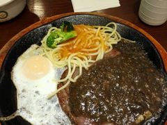 -皇品世家牛排(七一路店)