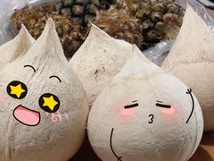 -三亚新鸿港水果一级批发市场