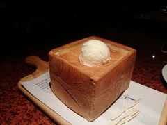 面包诱惑-绿茶餐厅(王府井永宁门店)