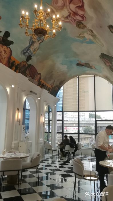 宫廷糕点铺(建设路店)大堂图片