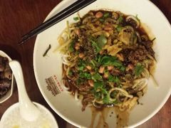 -海口骑楼小吃街