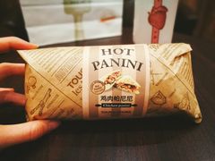 鸡肉帕尼尼-多乐之日(和平伊势丹店)