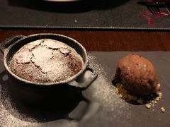 -恰餐厅及酒吧 CHAR Bar & Grill (北京丽都皇冠假日店)