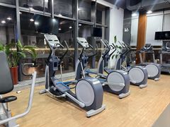 -豪逸健体(中骏广场店)