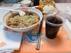 -蓝精灵乐园·世茂精灵之城主题乐园