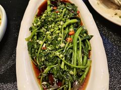 时蔬广式芥兰-新阿布海鲜大酒店