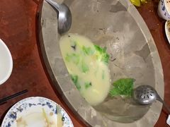 -姚记抚仙湖石锅鱼庄