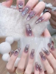 -七月美睫 美甲