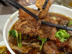 牛腩-杏花吴记牛肉火锅