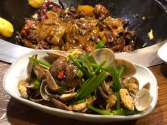 -万里闯关东铁锅炖菜馆(高新旗舰店)