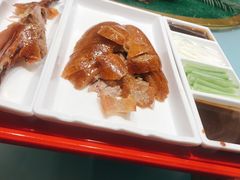 片皮鸭-王府井酒店(金桥港湾店)