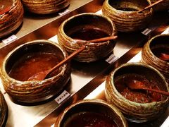 -老牌坊云南鱼豆花火锅(哈西万达店)