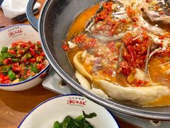 剁椒鱼头-湘江红·湖南招牌菜(莲花南路店)