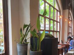 靠窗位-VESH COFFEE(定西路店)