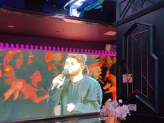 -UK派对KTV(日月广场店)