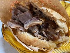 烧饼夹肉-洪峰浩老北京烧饼夹肉(角门路店)