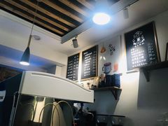 -留白咖啡(人民巷八号大院店)