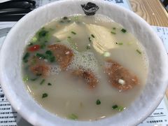 -凯峰鱼汤米线(金利達店)