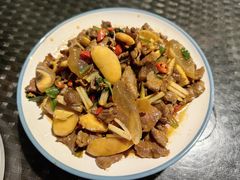 皮蛋炒牛肉-朱家小厨(红塔西路店)