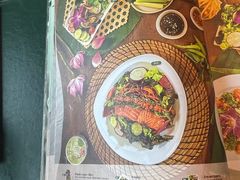 -Chom Cafe and Restaurant