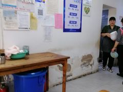 -胖子馄饨坊(天目大厦东南)
