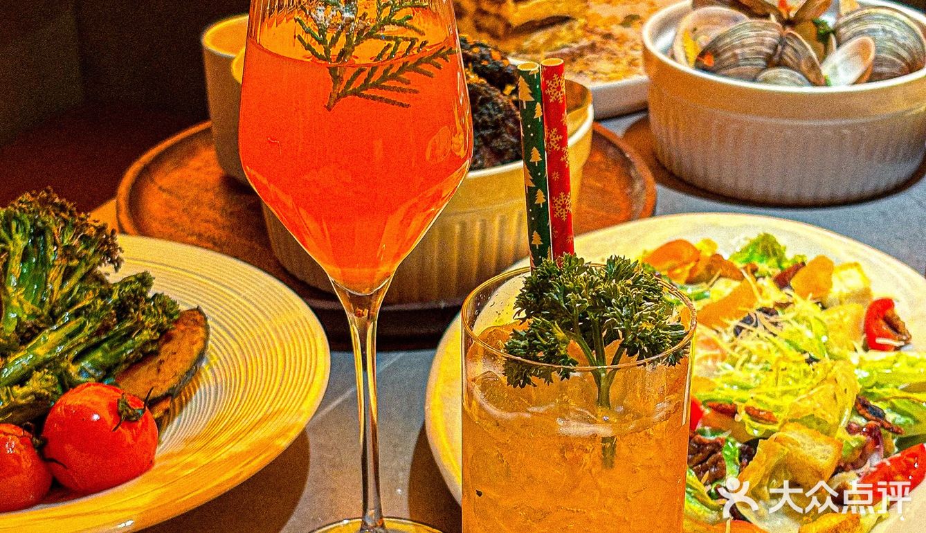 这一餐好浪漫🎄开始内卷圣诞节氛围啦~