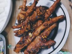 麻辣鸡爪-小云凤热汤丝娃娃