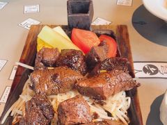 -穹六人间 people 6(岳阳路店)