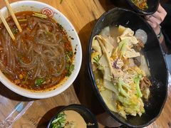 -万记麻辣烫国展总店