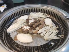 -烤路里·韩国品质自助烤肉(石路天虹4号店)
