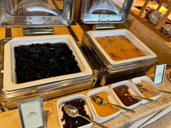 -大中华希尔顿酒店-念自助餐·嗨啤·小龙虾
